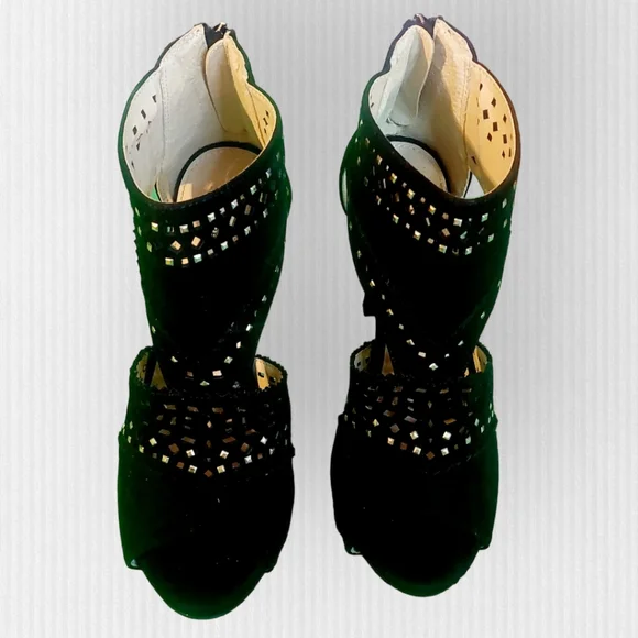 Jennifer Lopez | Sweet Gum | Black Cutout High Heel Shoes | Size 6.5 Medium | - Picture 4 of 12